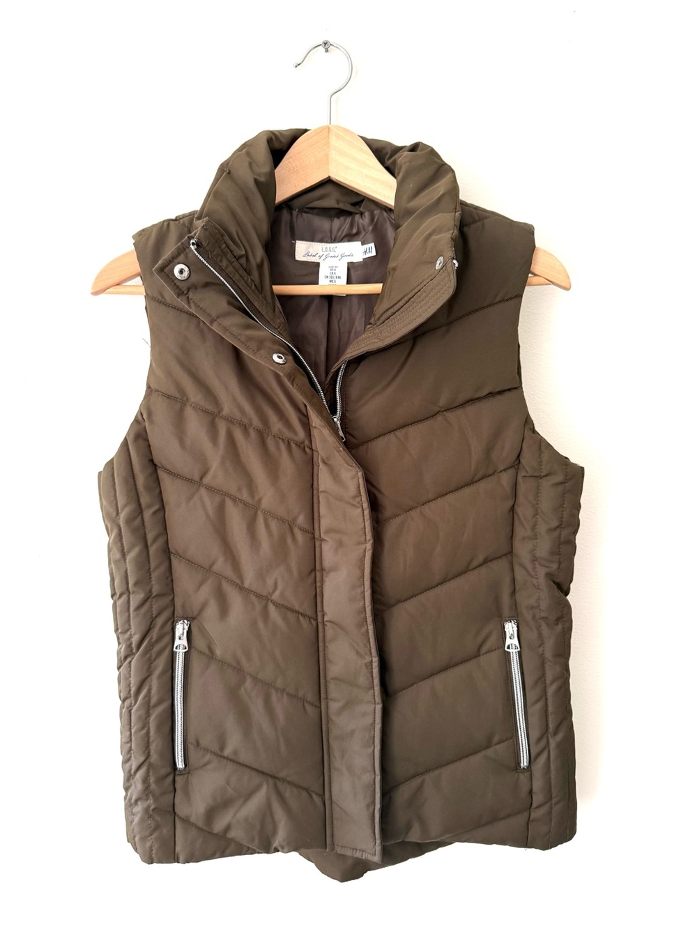 H&M LOGG Olive Green Quilted Puffer Vest Gilet Jacket 6 Cabincore Gorpcore Cozy